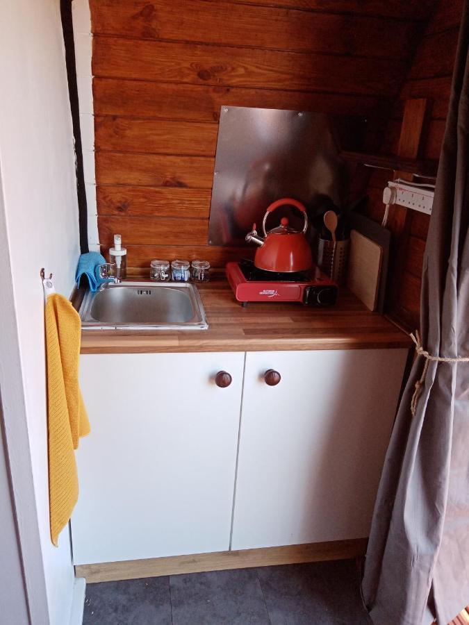 Wee Hoose Glamping 3 Hotel Kinbrace Ngoại thất bức ảnh